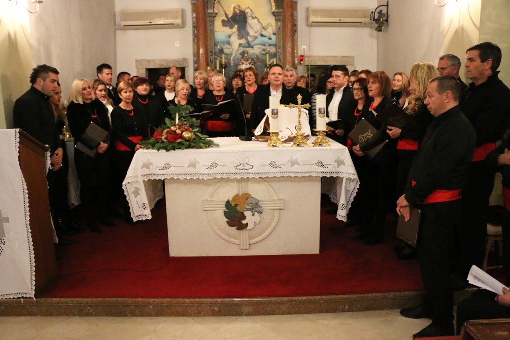 Tradicionalni klapski koncert na Viru