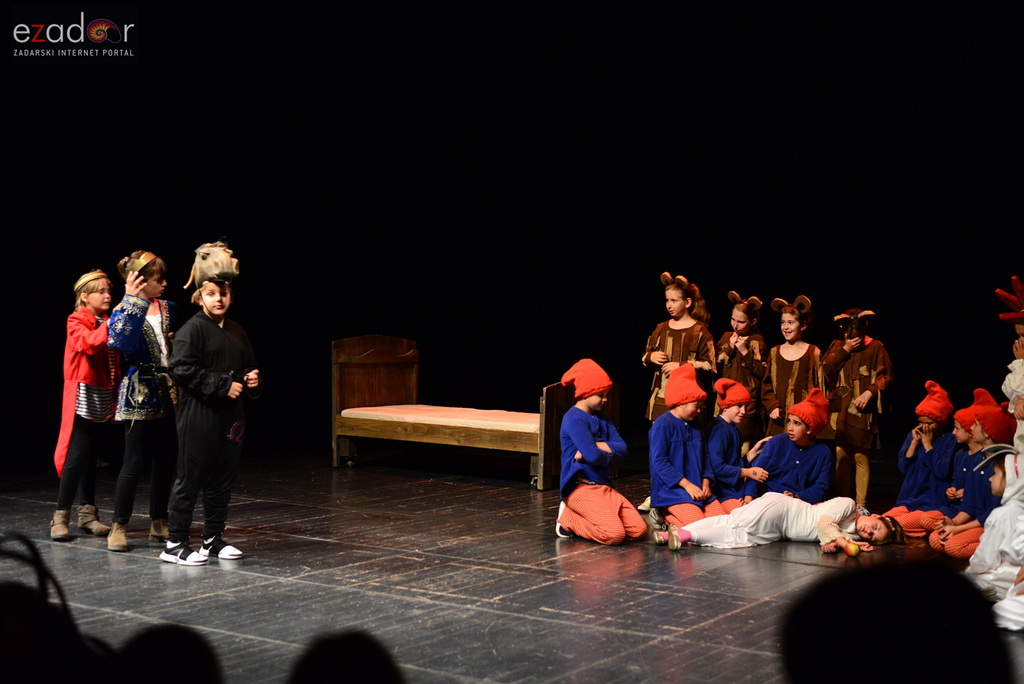 Premijera predstave “Snjeguljica” u izvedbi polaznika “Donatoline 1” Premijera predstave “Snjeguljica” u izvedbi polaznika “Donatoline 1”