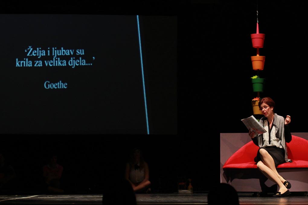 U suradnji HNK Zadar i Kazališne udruge “Igrajmo se” premijerno je izvedena predstava “Sasvim sam popubertetio” u režiji Žane Bumber. foto: Iva Perinčić U suradnji HNK Zadar i Kazališne udruge “Igrajmo se” premijerno je izvedena predstava “Sasvim sam popubertetio” u režiji Žane Bumber. foto: Iva Perinčić