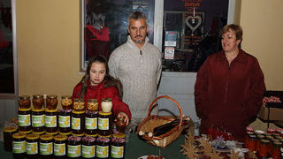 Bibinje: Božićni sajam na Trgu Franje Tuđmana Bibinje: Božićni sajam na Trgu Franje Tuđmana