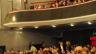 Zadar, 28.02.2013. snimio: Nenad Marčev,
PLANET ART,
Raymond Queneu,
STILSKE VJEŽBE,
Redatelj Tomislav Radić,
Igraju: Lela Margitić i Pero Kvrgić,
Dvorana HNK Zadar Zadar, 28.02.2013. snimio: Nenad Marčev,
PLANET ART,
Raymond Queneu,
STILSKE VJEŽBE,
Redatelj Tomislav Radić,
Igraju: Lela Margitić i Pero Kvrgić,
Dvorana HNK Zadar