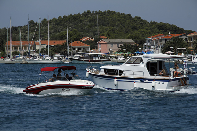 Kukljica: Blagdan Gospe od Sniga 5. kolovoza 2012, Foto: Bernard Kotlar Kukljica: Blagdan Gospe od Sniga 5. kolovoza 2012, Foto: Bernard Kotlar