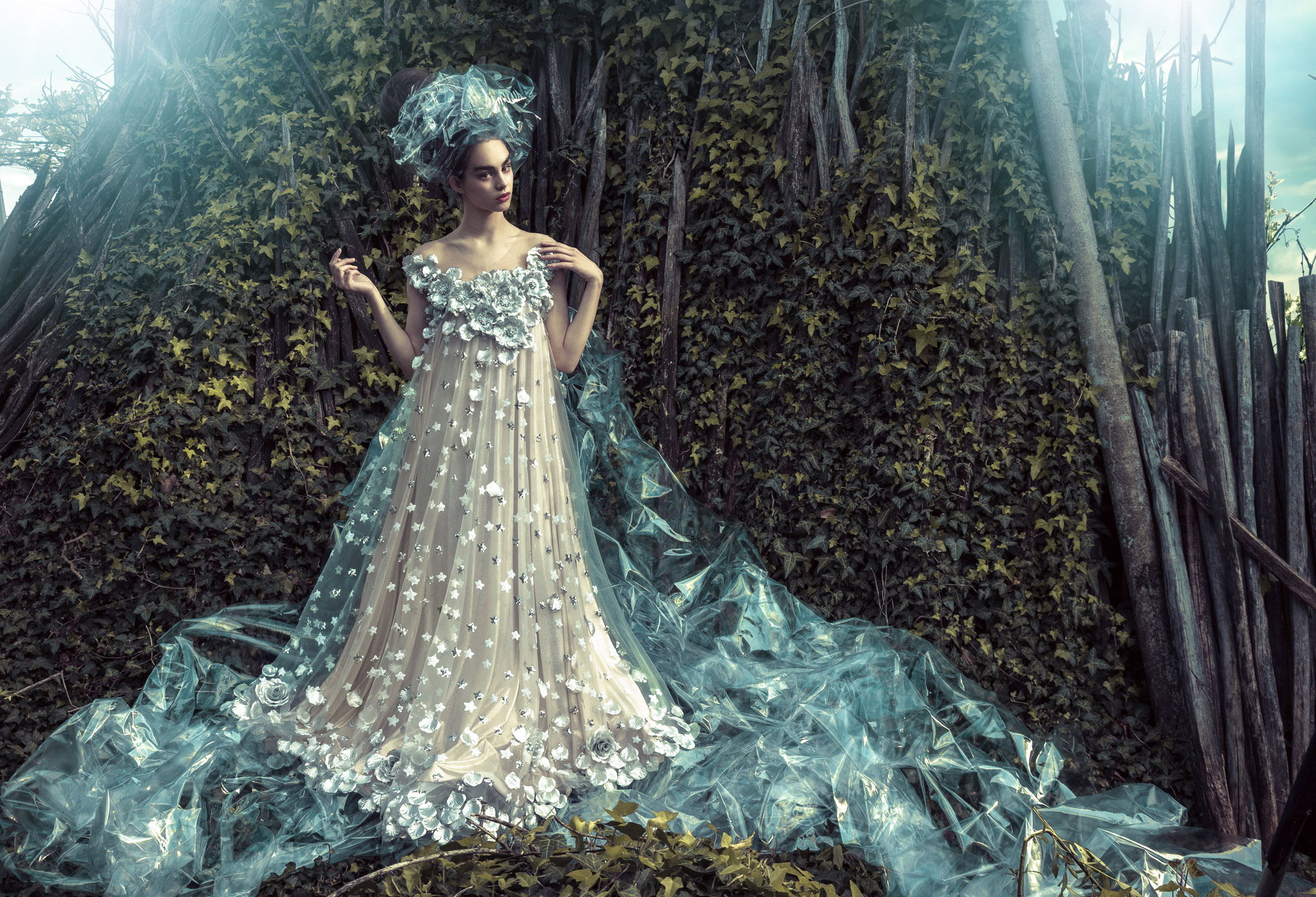 “Out of space”: Boudoir modna priča “Out of space”: Boudoir modna priča