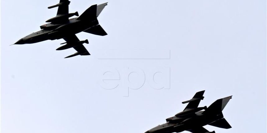 Britanski bombarderi, Foto: Hina