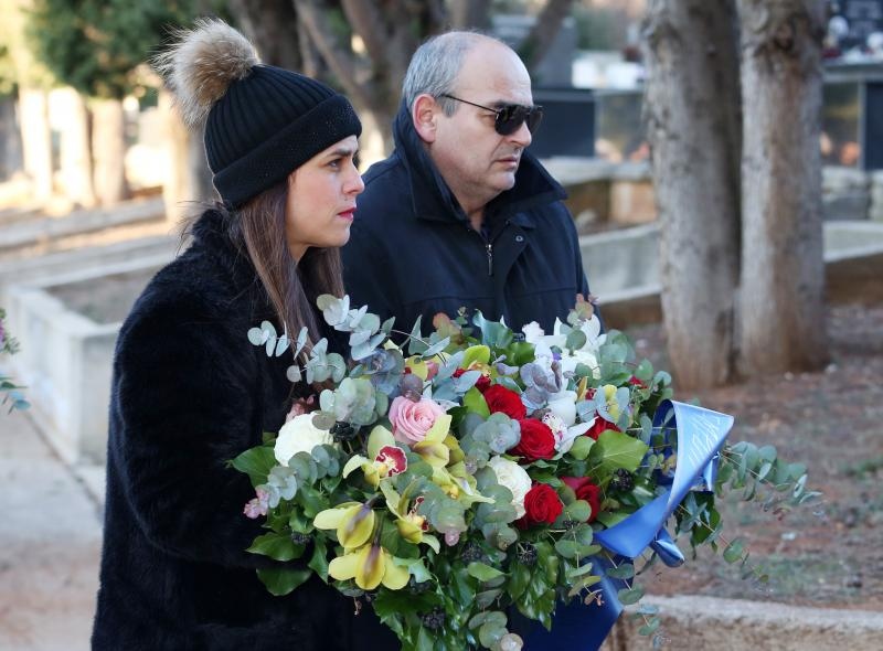 Posljednji ispraćaj velikog hrvatskog književnika Ive Brešana na šibenskom groblju Kvanj