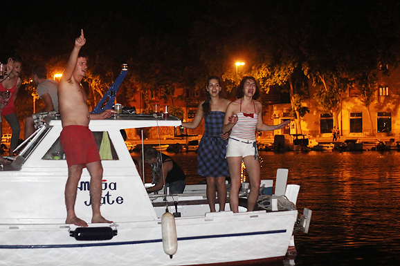 Maraschino bar : Neno Belan & Fiumensi Maraschino bar : Neno Belan & Fiumensi