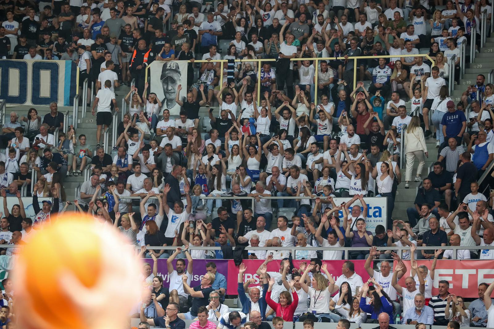 Favbet Premijer liga, finale doigravanja, 5. utakmica: KK Zadar – KK Split 93-66 Favbet Premijer liga, finale doigravanja, 5. utakmica: KK Zadar – KK Split 93-66