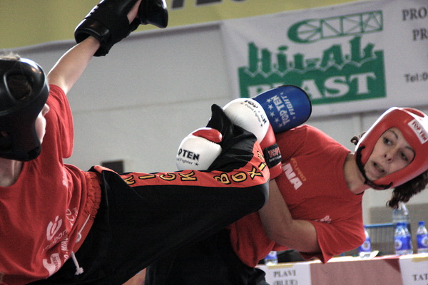 Kickbokseri KBK Benkovac nastupili u Tesnju (BIH), Foto: Sasa Cuka