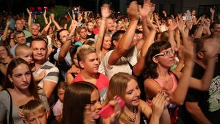 Dan Općine Vir proslavljen uz spektakularni koncert Prljavog Kazališta i vatromet Dan Općine Vir proslavljen uz spektakularni koncert Prljavog Kazališta i vatromet