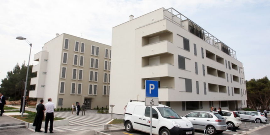 Zadar, 010612.
Danas je u Zadru odrazan svecani dogadjaj prikljucenja prvog korisnika na EVN-ovu plinsku distributivnu i opskrbnu mrezu u Zadru i Dalamciji. Prvi korisnici u Zadru su stanari POS-ovih zgrada na zadarskom predjelu Crvene kuce. EVN-ovu plins Zadar, 010612.
Danas je u Zadru odrazan svecani dogadjaj prikljucenja prvog korisnika na EVN-ovu plinsku distributivnu i opskrbnu mrezu u Zadru i Dalamciji. Prvi korisnici u Zadru su stanari POS-ovih zgrada na zadarskom predjelu Crvene kuce. EVN-ovu plins