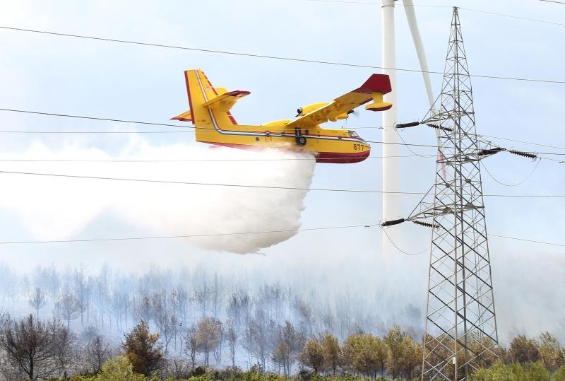 Zbog požara je zatvorena i autocesta