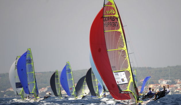 Zadar, 040909. Europsko prvenstvo u jedrenju za klasu 49er 2009. Dan kakav pravi jedrlicar moze samo pozeljeti. U zadarskom kanalu jugo preko 20 cvorova, jedrilo se peti dan europskog prvenstva u jedrenju za klasu 49er. Odvozila su se cak 4 plova. Na slic