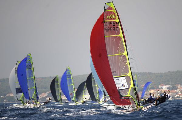 Zadar, 040909. Europsko prvenstvo u jedrenju za klasu 49er 2009. Dan kakav pravi jedrlicar moze samo pozeljeti. U zadarskom kanalu jugo preko 20 cvorova, jedrilo se peti dan europskog prvenstva u jedrenju za klasu 49er. Odvozila su se cak 4 plova. Na slic