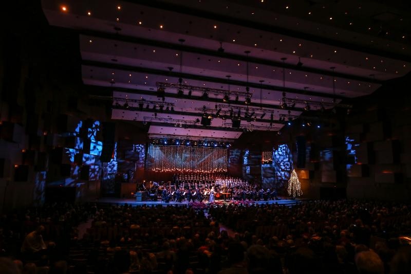 Božićni koncert Zagrebčcke filharmonije i Vokalnog ansambla Husar&Tomčić