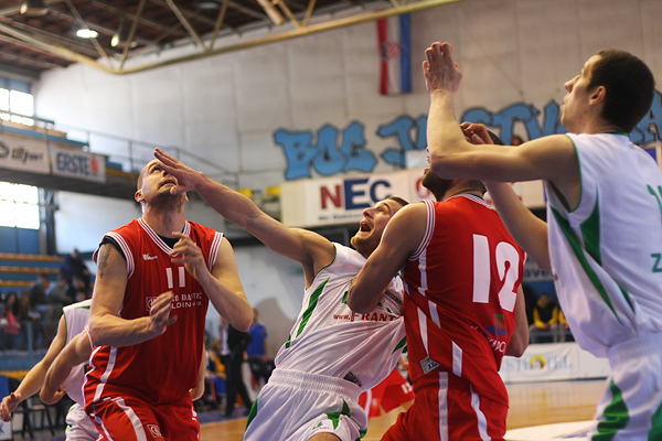 KK Borik-Puntamika – KK Svjetlost Brod (Foto:Saša Čuka) KK Borik-Puntamika – KK Svjetlost Brod (Foto:Saša Čuka)