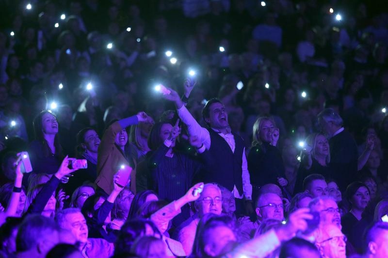 U koncertnoj dvorani Vatroslav Lisinski održan koncert “Hiljade pahulja bijelih” posvećen Kemalu Montenu. Foto. Goran Stanzl/PIXSELL U koncertnoj dvorani Vatroslav Lisinski održan koncert “Hiljade pahulja bijelih” posvećen Kemalu Montenu. Foto. Goran Stanzl/PIXSELL