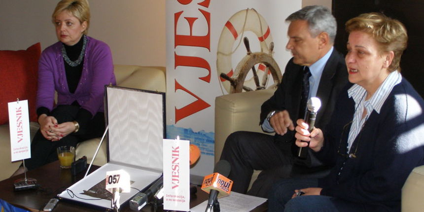 Plava vrpca Vijesnika (foto Nikola Turcinov) Plava vrpca Vijesnika (foto Nikola Turcinov)