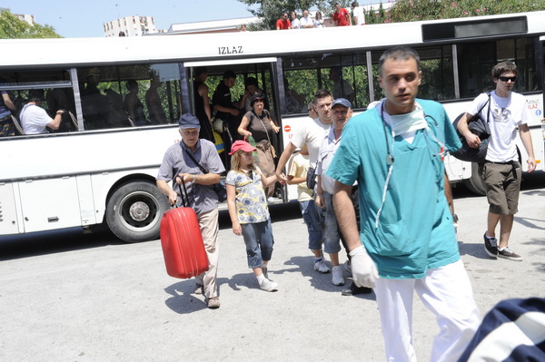 Image 1084497 (auto)