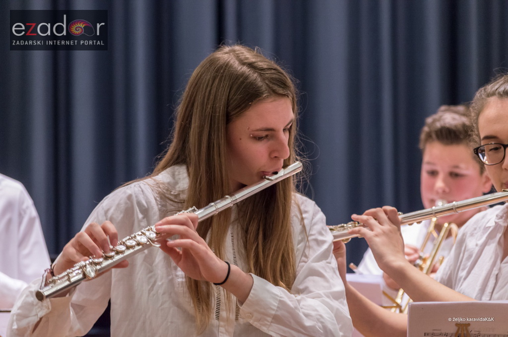Božićni koncert mladih ansambala Glazbene škole Blagoje Bersa