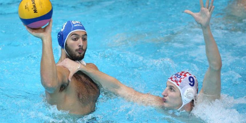 10.12.2013., Zagreb, bazen Mladost – Prva utakmica skupine B europskih kvalifikacija za svjetsku vaterpolo ligu, Hrvatska – Grcka. Sandro Sukno. Photo: Igor Kralj/PIXSELL 10.12.2013., Zagreb, bazen Mladost – Prva utakmica skupine B europskih kvalifikacija za svjetsku vaterpolo ligu, Hrvatska – Grcka. Sandro Sukno. Photo: Igor Kralj/PIXSELL