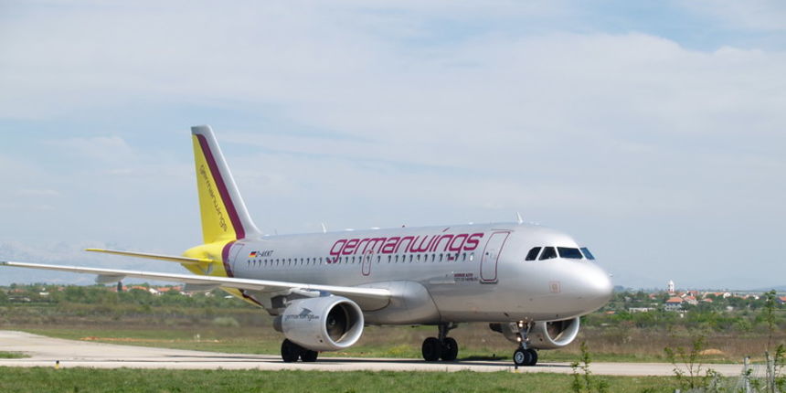 Germanwingsov avion prelazi cestu Germanwingsov avion prelazi cestu