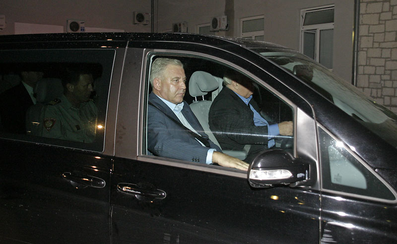 Unesreceni vatrogasci – Politicari dosli u posjet Unesreceni vatrogasci – Politicari dosli u posjet