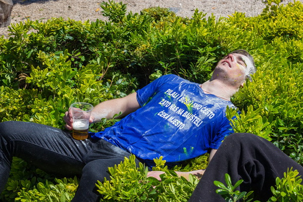 Ludijada maturanata na zadarskoj rivi 17. svibnja 2016. Foto: Bojan Bogdanić