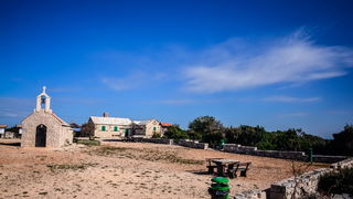 Nedjeljni đir do Parka prirode Vransko jezero i vidikovca Kamenjak, foto: Iva Perinčić Nedjeljni đir do Parka prirode Vransko jezero i vidikovca Kamenjak, foto: Iva Perinčić