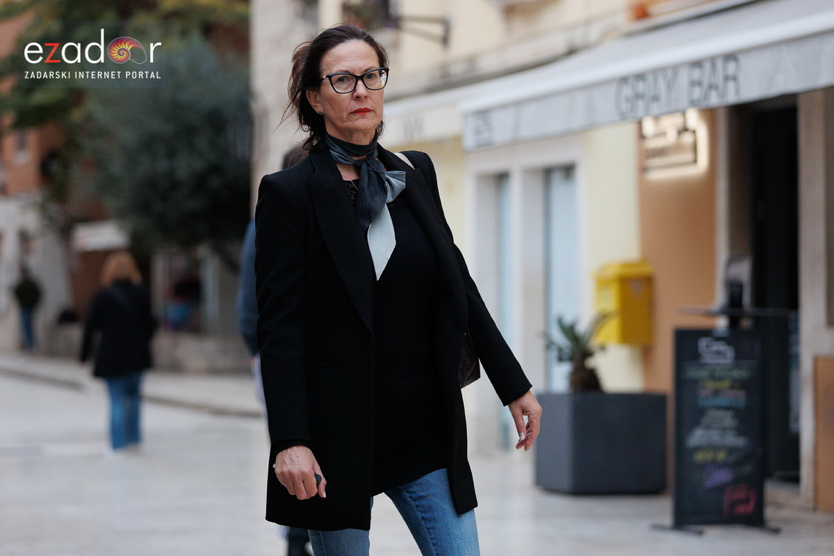 Đir po gradu, subotnja špica 12. studenog 2022. Đir po gradu, subotnja špica 12. studenog 2022.