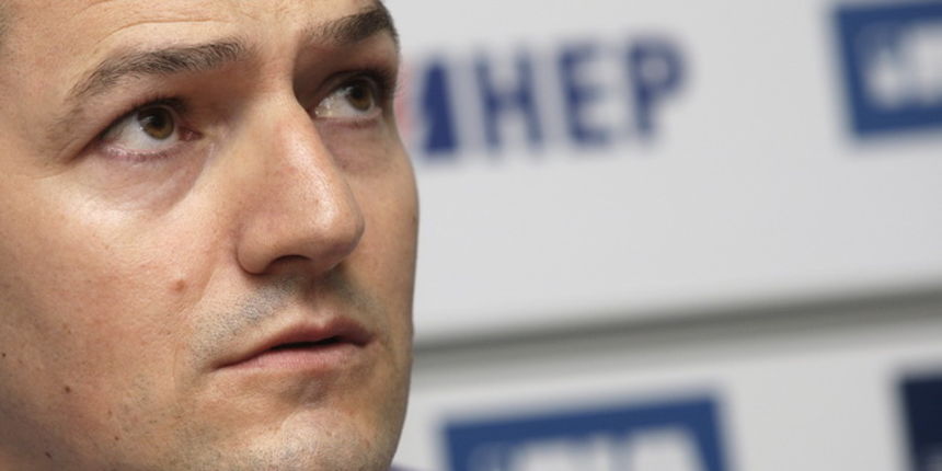 Zagreb, 261109. Hrvatski kosarkaski savez. Tiskovna konferencija novog izbornika kosarkaske reprezentacije Josipa Joke Vrankovica. Na slici: Josip Vrankovic izbornik Hrvatske kosarkaske reprezentacije. Foto: Nenad Dugi / CROPIX Zagreb, 261109. Hrvatski kosarkaski savez. Tiskovna konferencija novog izbornika kosarkaske reprezentacije Josipa Joke Vrankovica. Na slici: Josip Vrankovic izbornik Hrvatske kosarkaske reprezentacije. Foto: Nenad Dugi / CROPIX