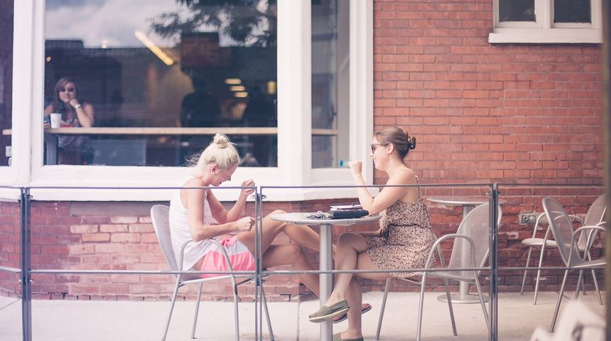 Ljudi žene cure razgovor ilustracija