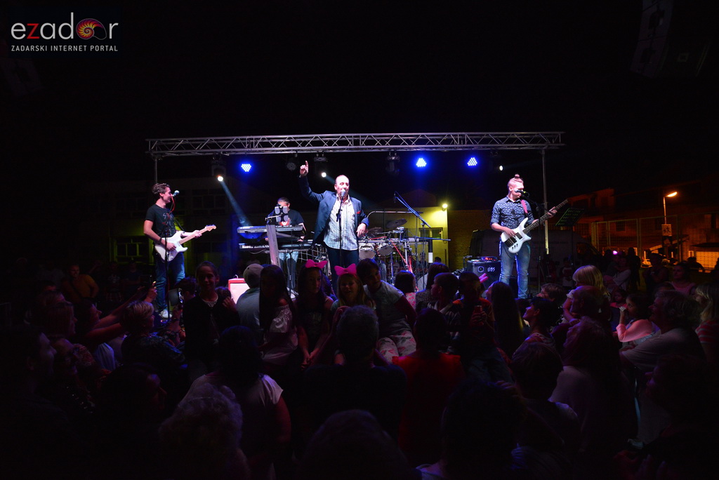 Stanarska fešta 2017: Mladen Grdović i Ivica Sikirić Ićo raspjevali Stanarce i njihove goste Stanarska fešta 2017: Mladen Grdović i Ivica Sikirić Ićo raspjevali Stanarce i njihove goste