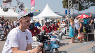 Spektakularni defile vespaša, foto: Vinko Pešić Spektakularni defile vespaša, foto: Vinko Pešić
