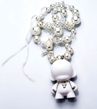 Tarina Tarantino nakit za Kidrobot