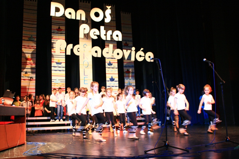 U HNK Zadar održana je priredba u povodu Dana OŠ Petra Preradovića na kojoj su nastupili učenici ali i profesori, Foto: Marija Cvetković