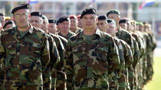 Svečano postrojavanje na stadionu u Kranjčevićevoj u povodu Dana Oružanih snaga Republike Hrvatske. Foto. PIXSELL Svečano postrojavanje na stadionu u Kranjčevićevoj u povodu Dana Oružanih snaga Republike Hrvatske. Foto. PIXSELL