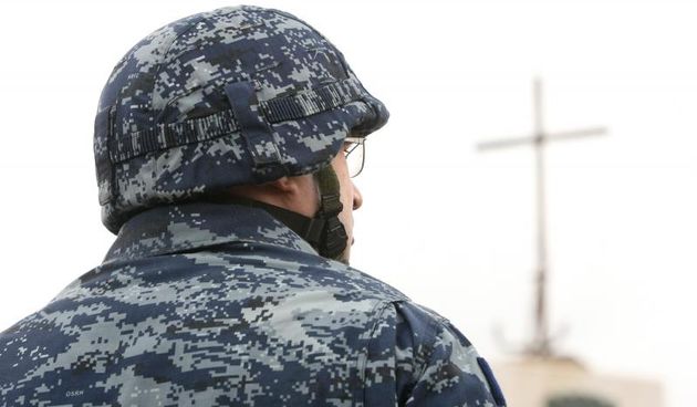 Polaganjem vijenaca na središnjem križu, u Novigradu je obilježena obljetnica pogibije članova HRM-a i Druge gardijske brigade za vrijeme akcije Maslenica.  Photo: Dino Stanin/PIXSELL