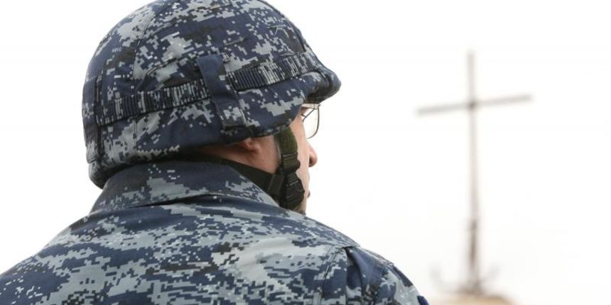 Polaganjem vijenaca na središnjem križu, u Novigradu je obilježena obljetnica pogibije članova HRM-a i Druge gardijske brigade za vrijeme akcije Maslenica. Photo: Dino Stanin/PIXSELL Polaganjem vijenaca na središnjem križu, u Novigradu je obilježena obljetnica pogibije članova HRM-a i Druge gardijske brigade za vrijeme akcije Maslenica. Photo: Dino Stanin/PIXSELL