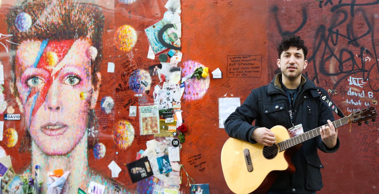 Memorijal David Bowiea u Brixtonu u Londonu Memorijal David Bowiea u Brixtonu u Londonu