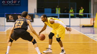 HT Premijer liga, 3. kolo: KK Jazine Arbanasi – GKK Šibenik 36-72 HT Premijer liga, 3. kolo: KK Jazine Arbanasi – GKK Šibenik 36-72