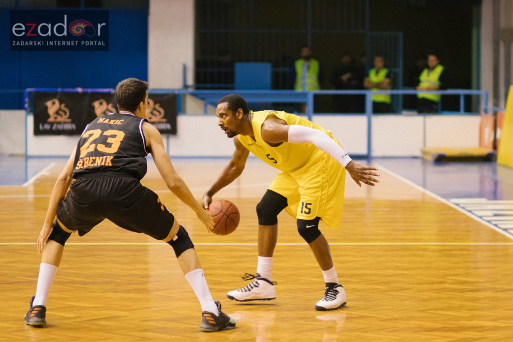 HT Premijer liga, 3. kolo: KK Jazine Arbanasi – GKK Šibenik 36-72 HT Premijer liga, 3. kolo: KK Jazine Arbanasi – GKK Šibenik 36-72
