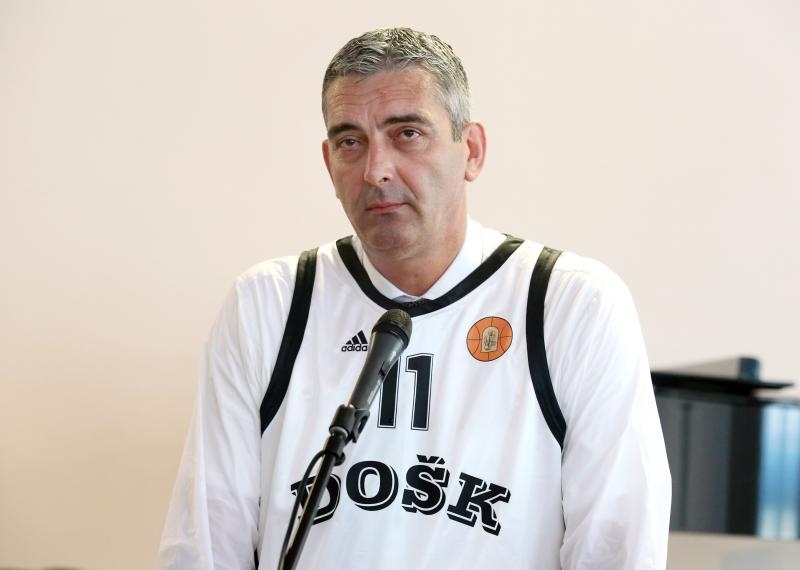 Stojko Vranković dobio nagradu za životno djelo Grada Drniša, Foto: Duško Jaramaz/PIXSELL