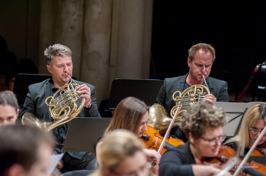 Stefan Milenković i Zadarski komorni orkestar u katedrali sv. Stošije