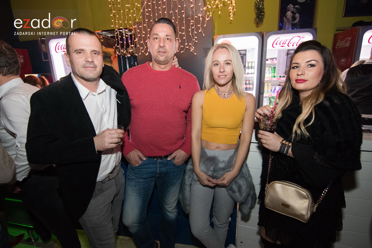 Ludnica u Saturnusu: Najbolji doček u svemiru i šire Ludnica u Saturnusu: Najbolji doček u svemiru i šire