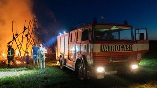 Kozjak: 17. Međunarodni Slama Land Art Festival – “Zlatno doba” Kozjak: 17. Međunarodni Slama Land Art Festival – “Zlatno doba”