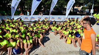 10. dm Millennium Jump na zadarskoj rivi – 3 tisuće skakača poslalo prekrasnu priču u svijet 10. dm Millennium Jump na zadarskoj rivi – 3 tisuće skakača poslalo prekrasnu priču u svijet