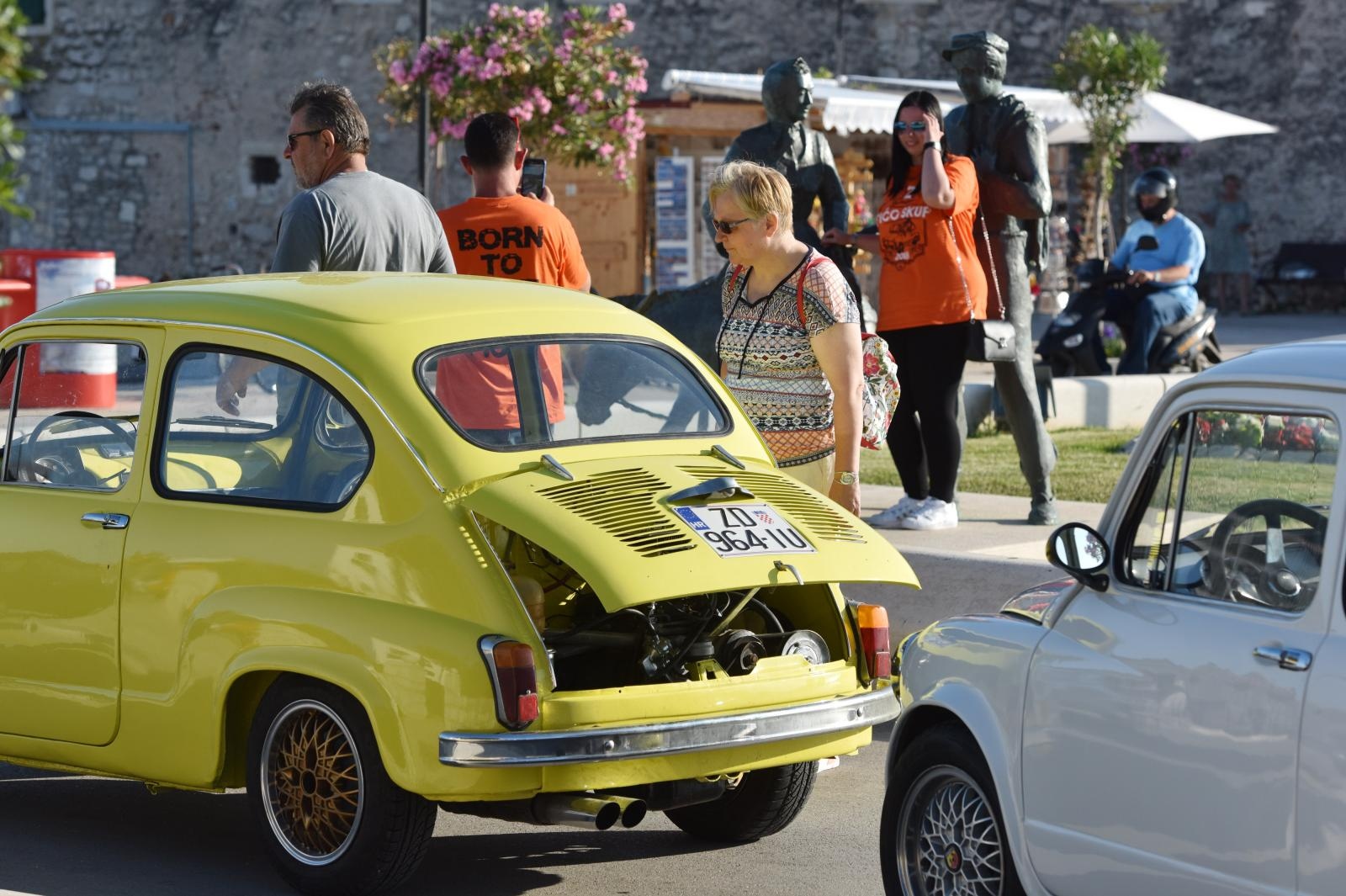 Primošten: Defile sudionika 2. Međunarodnog Fićo skupa Šibenik 2018. Primošten: Defile sudionika 2. Međunarodnog Fićo skupa Šibenik 2018.