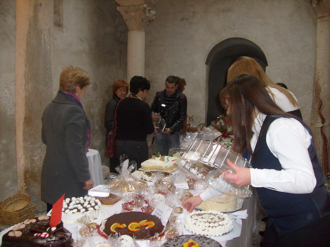 Domaci kolaci su jaci Domaci kolaci su jaci