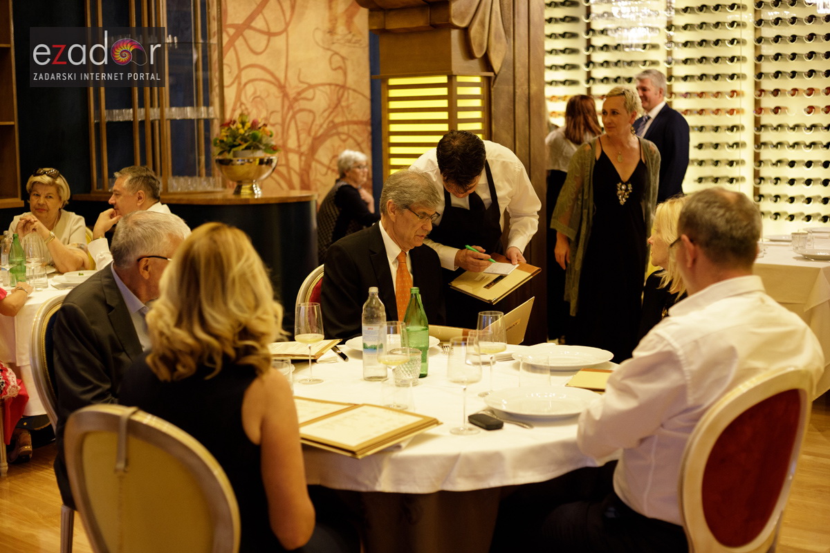 Otvoren potpuno preuređen Restoran Kornat