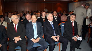 Hotel Kolovare: Premijer Sanader na prezentaciji Luke Gazenica